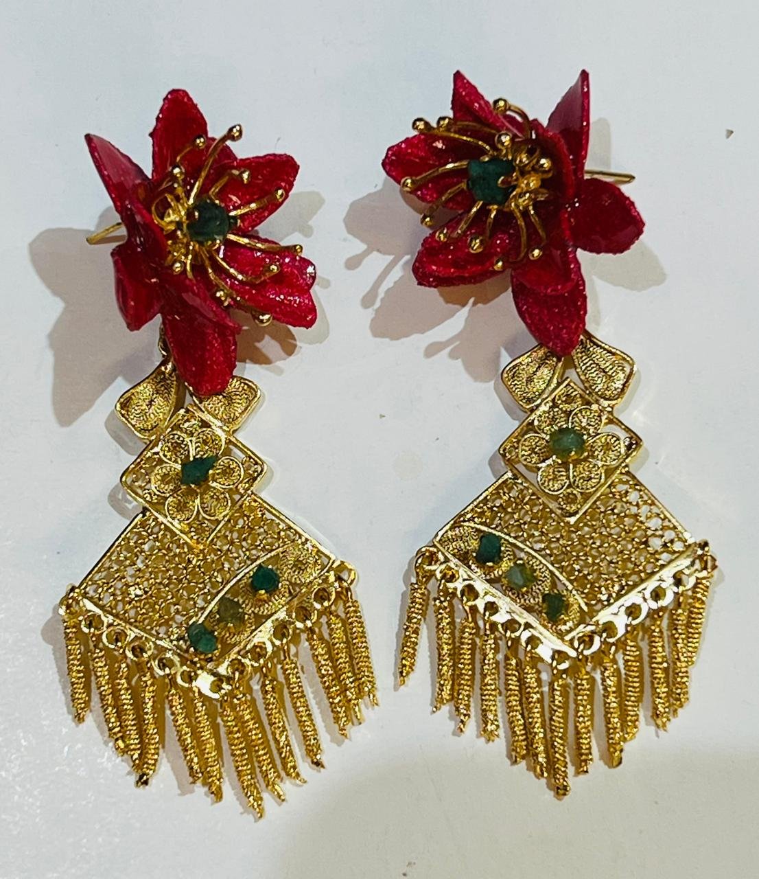 Aretes Flor Roja Rombo
